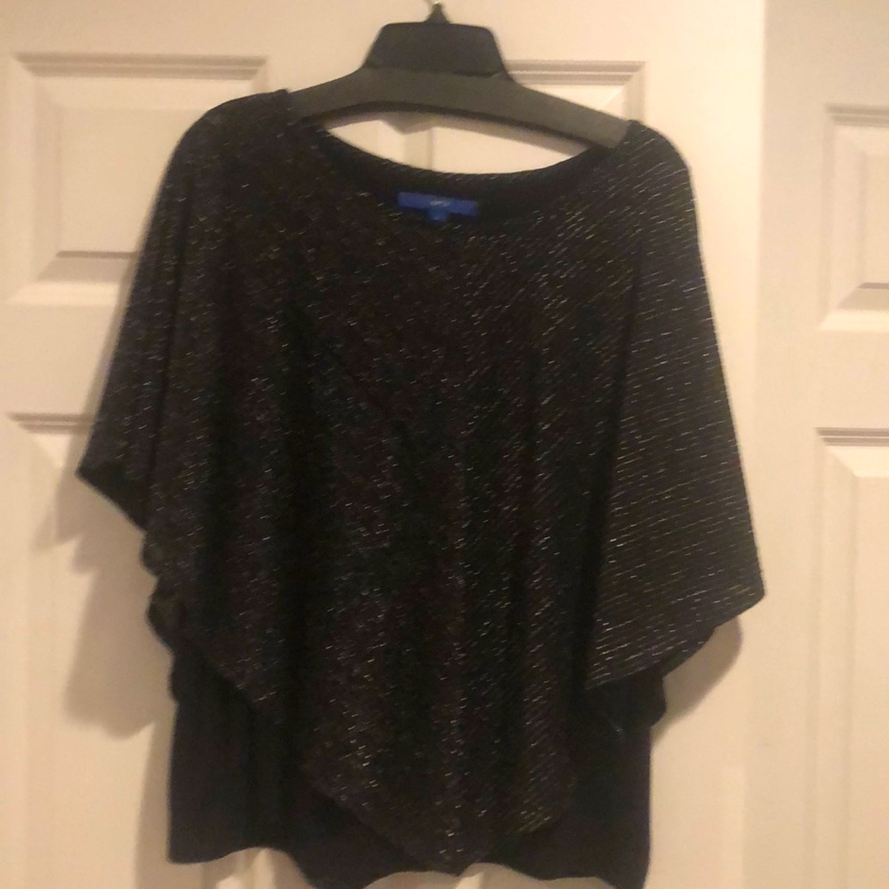 Black shirt